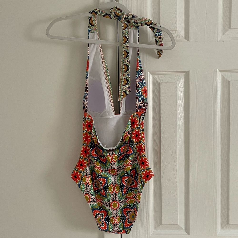 NWT BODEN MERANO DEEP V-NECK SWIMSUIT MULTI, TAPESTRY TILE WOMEN MOSAIC PATTERN - Picture 5 of 9